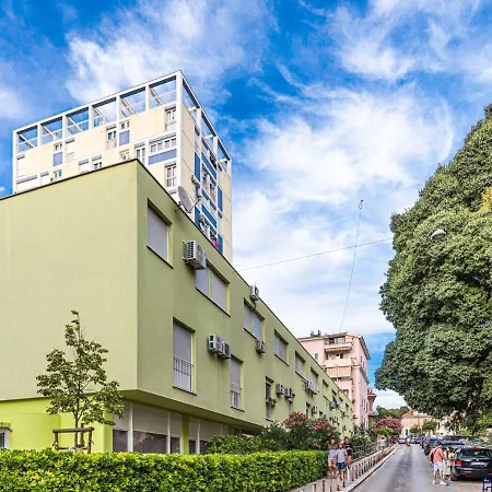 Silvana By Interhome Apartamento