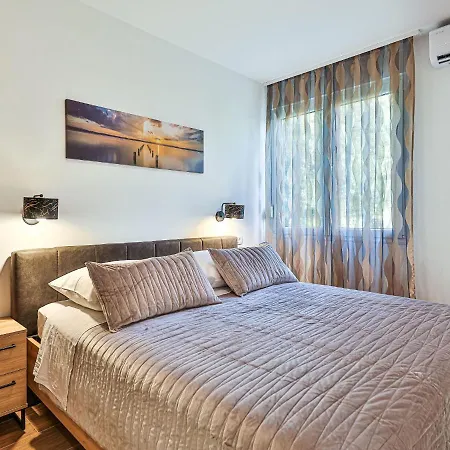 Silvana By Interhome